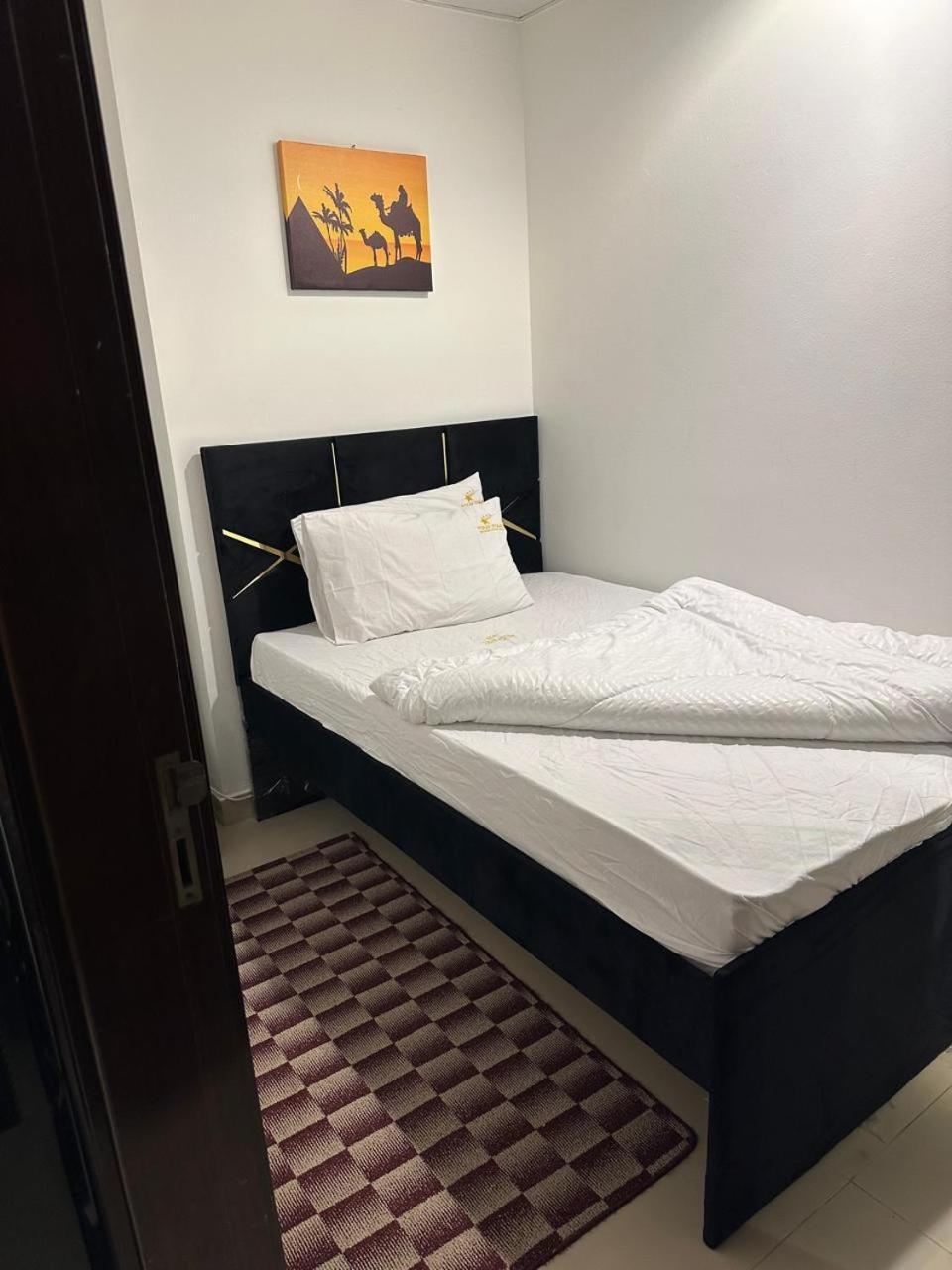 Four Stars Hostel Dubaj Kültér fotó